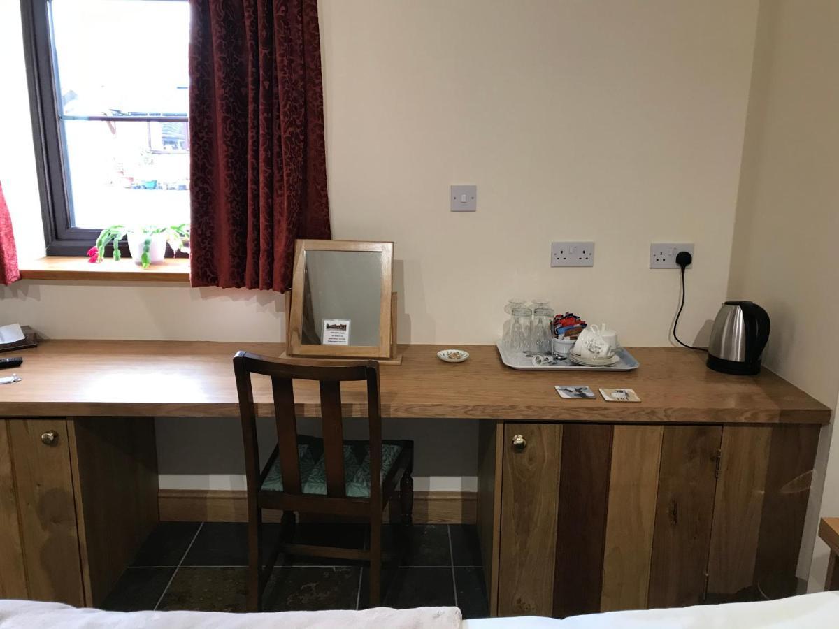 Vale Farm Bed & Breakfast Higham on The Hill Bagian luar foto