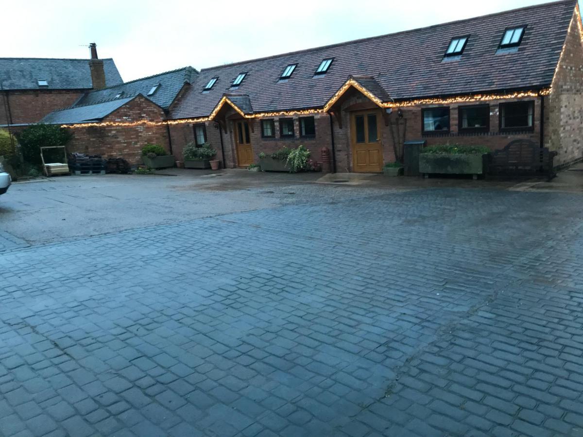 Vale Farm Bed & Breakfast Higham on The Hill Bagian luar foto